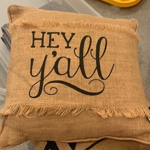 Decorative Pillow with removable “hey y’all” banner .